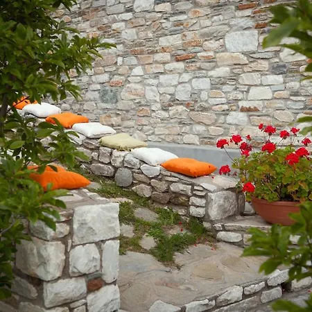 Adis Oneirou Guest house Mouresi
