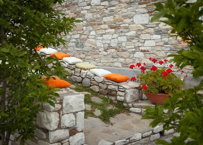 Adis Oneirou Konukevi Mourésion