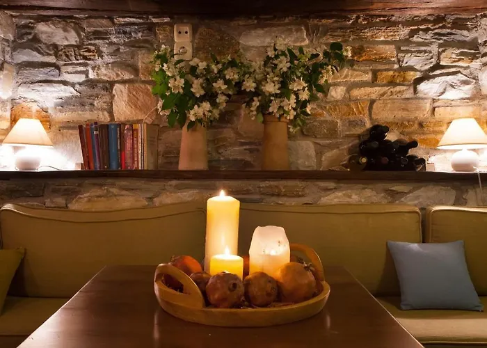 Konukevi Adis Oneirou 3*